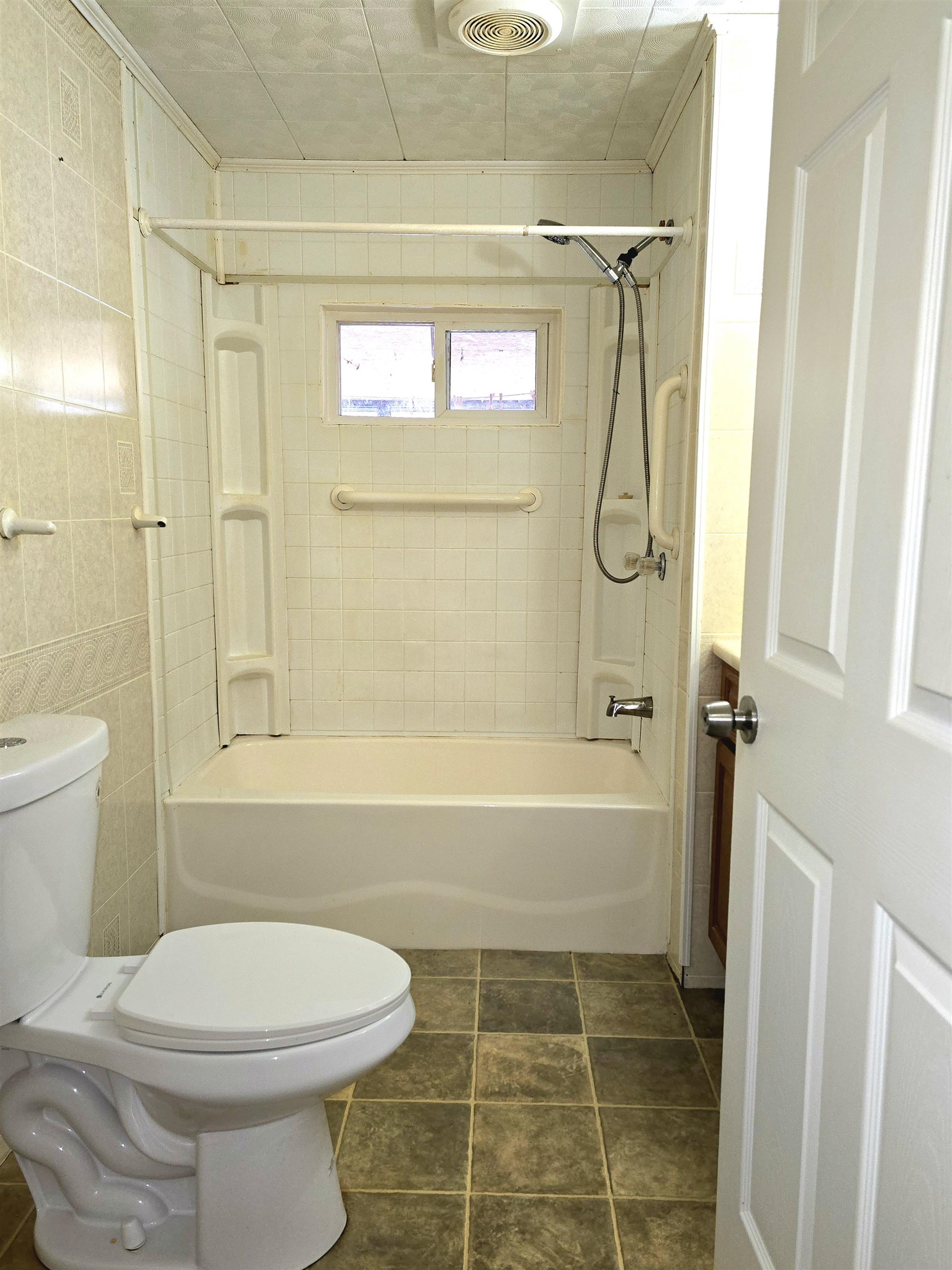 131 Crosby Drive St. Albans, VT 05478 - Photo 13 of 27