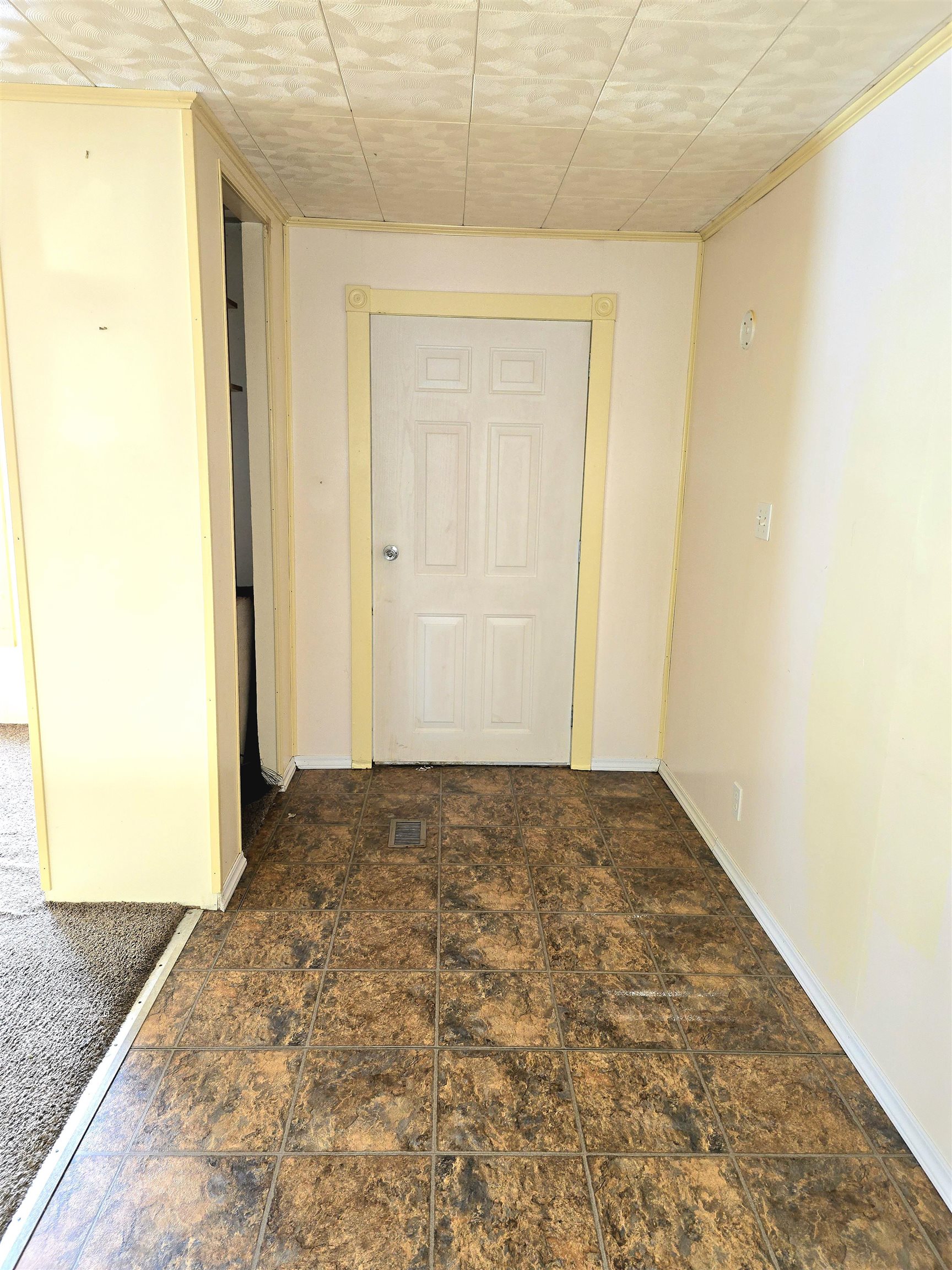 131 Crosby Drive St. Albans, VT 05478 - Photo 21 of 27