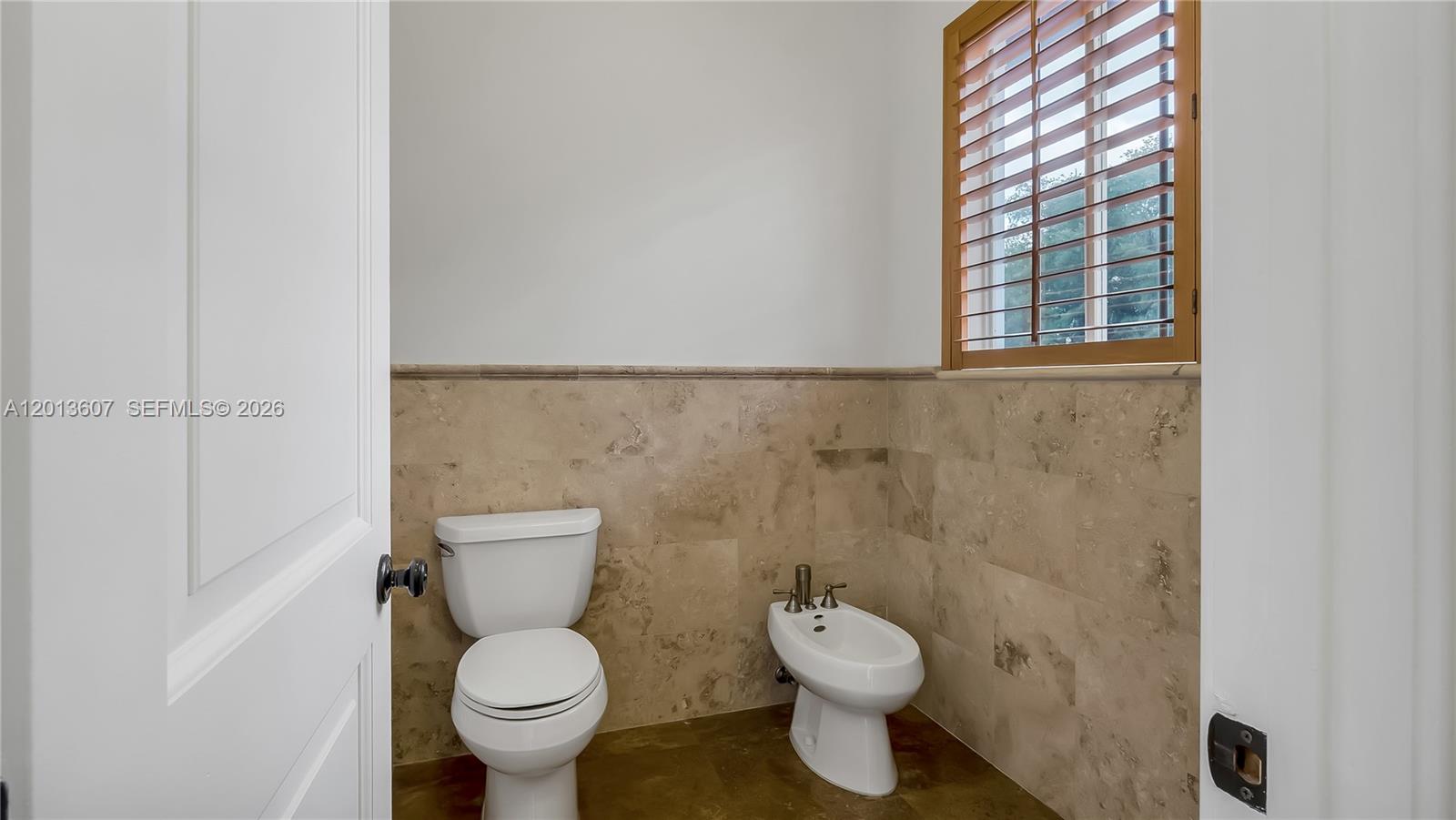 16763 Northwest 77th Path Miami Lakes, FL 33016 - Photo 17 of 63