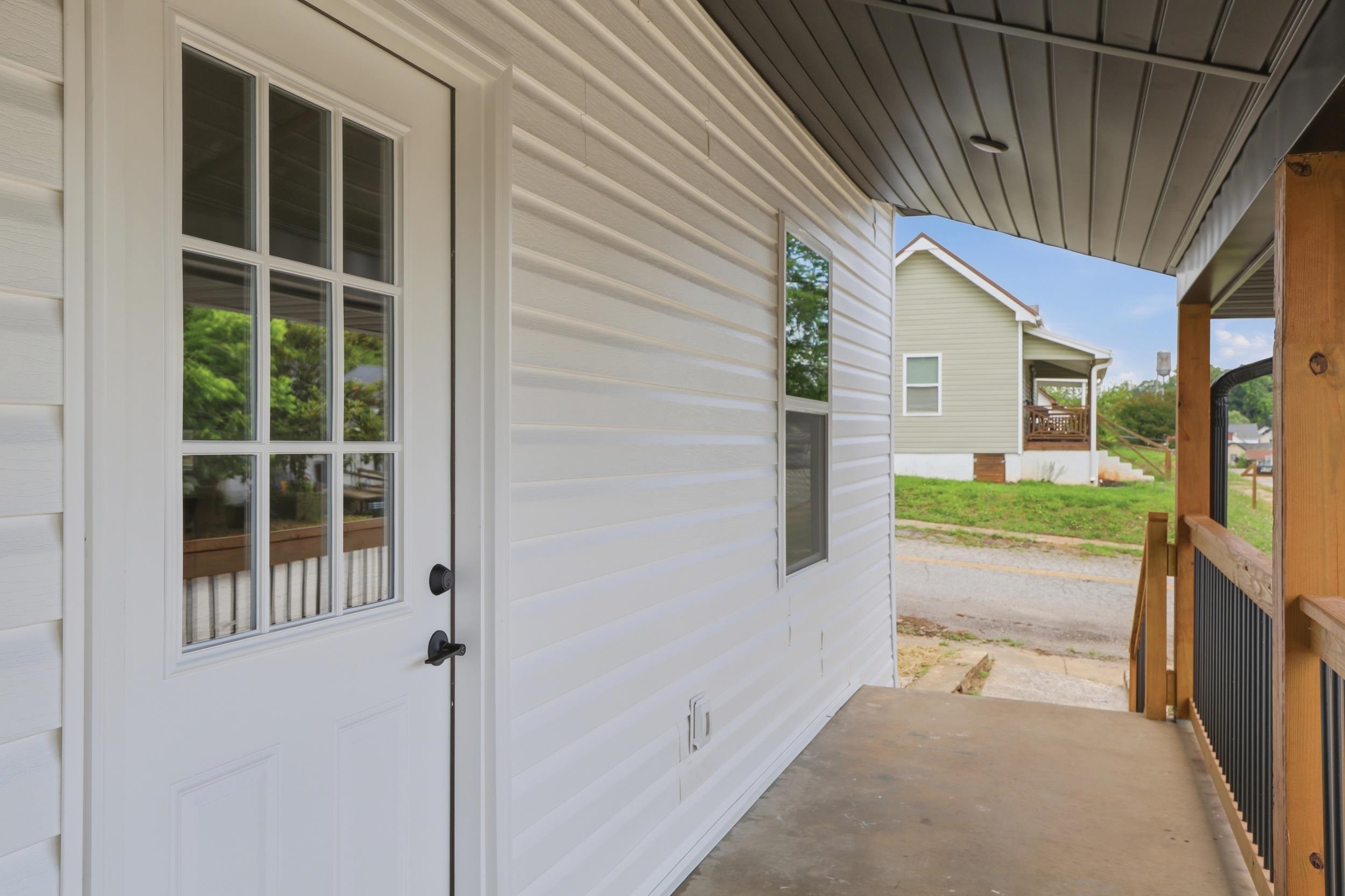 706 Gray Street Woodruff, SC 29388 - Photo 3 of 32