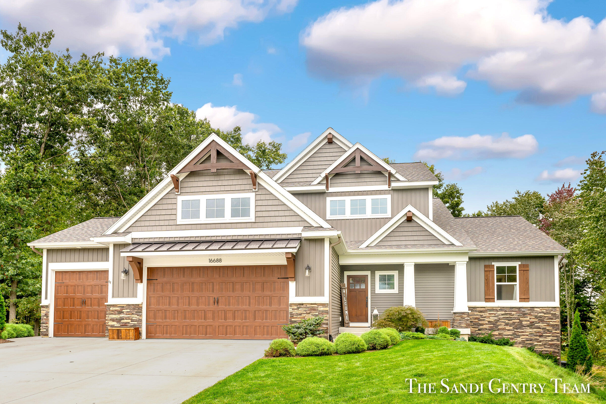 16688 Spring Tree Drive Spring Lake, MI 49456 - Photo 3 of 50 AIV00300