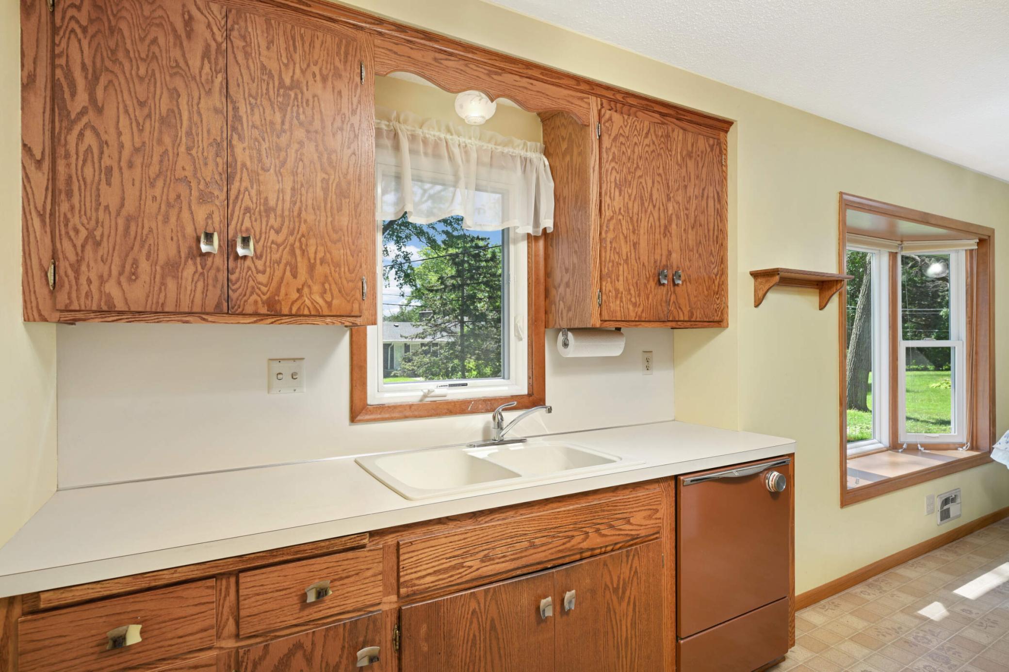 8307 Morris Road Bloomington, MN 55437 - Photo 11 of 26