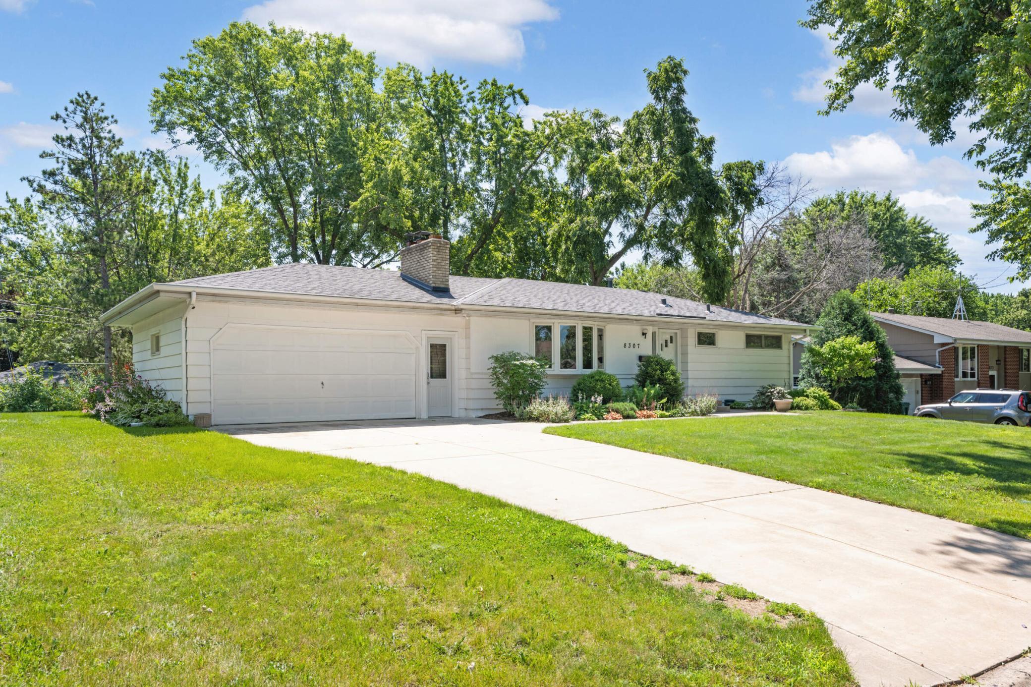 8307 Morris Road Bloomington, MN 55437 - Photo 2 of 26