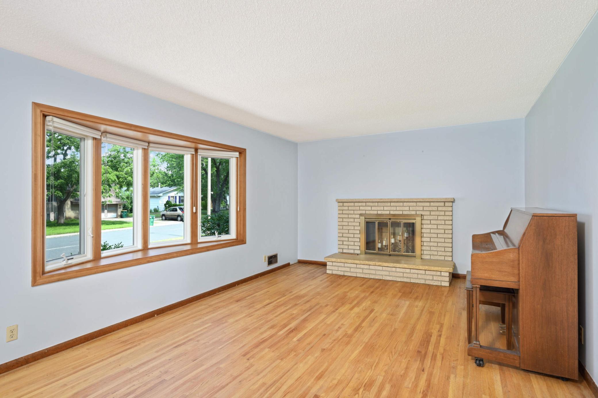 8307 Morris Road Bloomington, MN 55437 - Photo 5 of 26