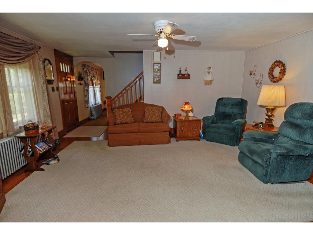 453 Portland Street Rochester, NH 03867 - Photo 3 of 24