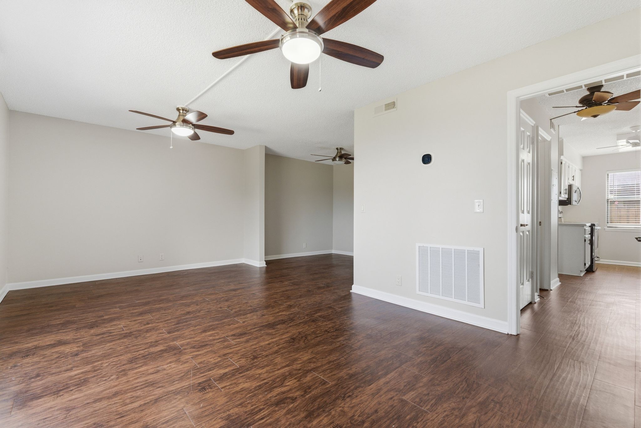 4001 Anderson Road, Unit C117 Nashville, TN 37217 - Photo 6 of 36