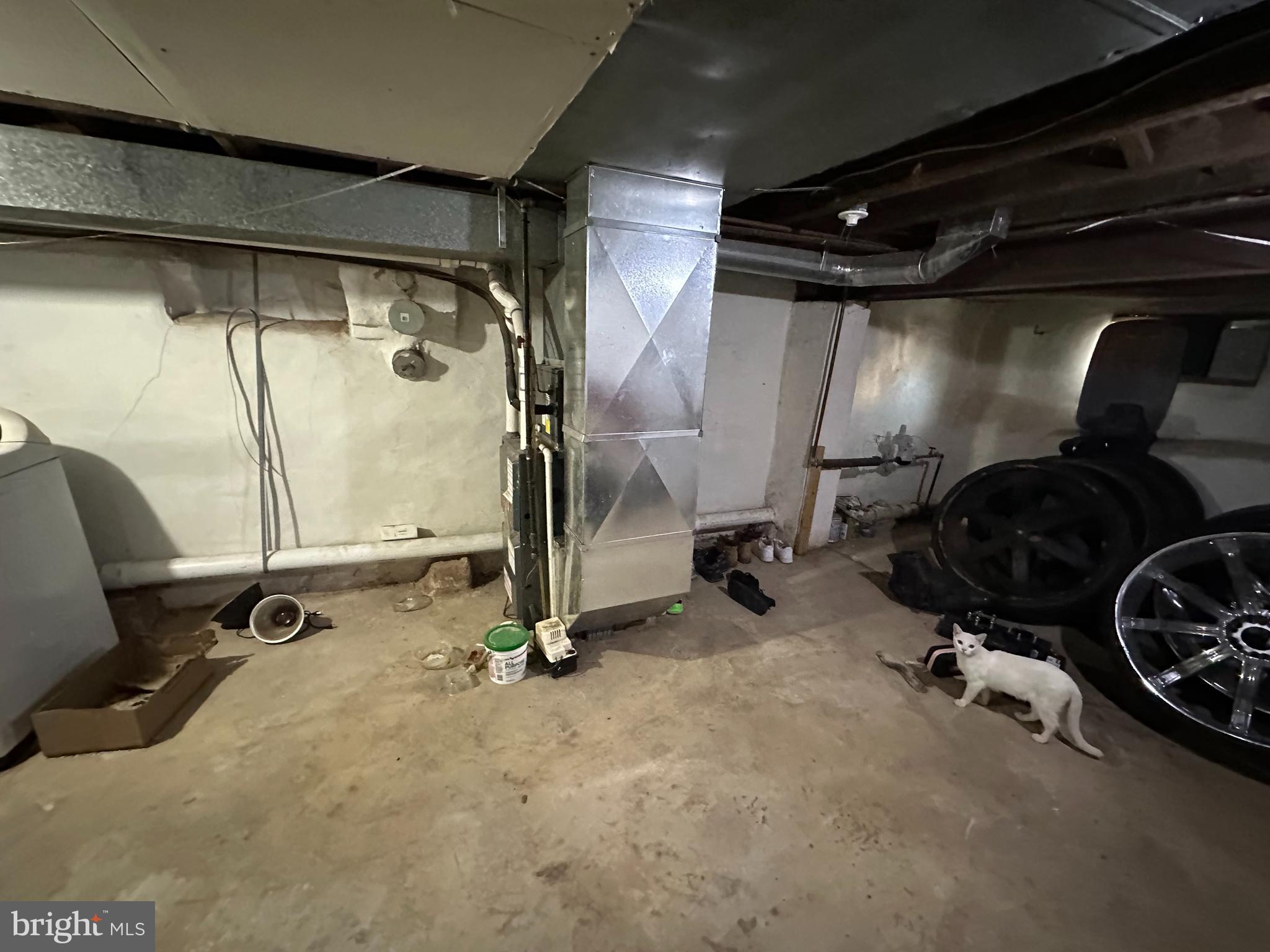 5538 Master Street Philadelphia, PA 19131 - Photo 29 of 30 a view of a room with gym equipment