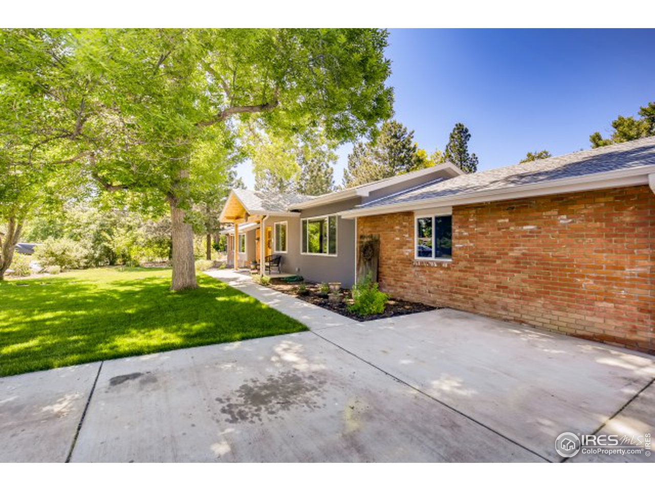 7253 Park Lane Road Longmont, CO 80503 - Photo 3 of 40 Gallery Image 3