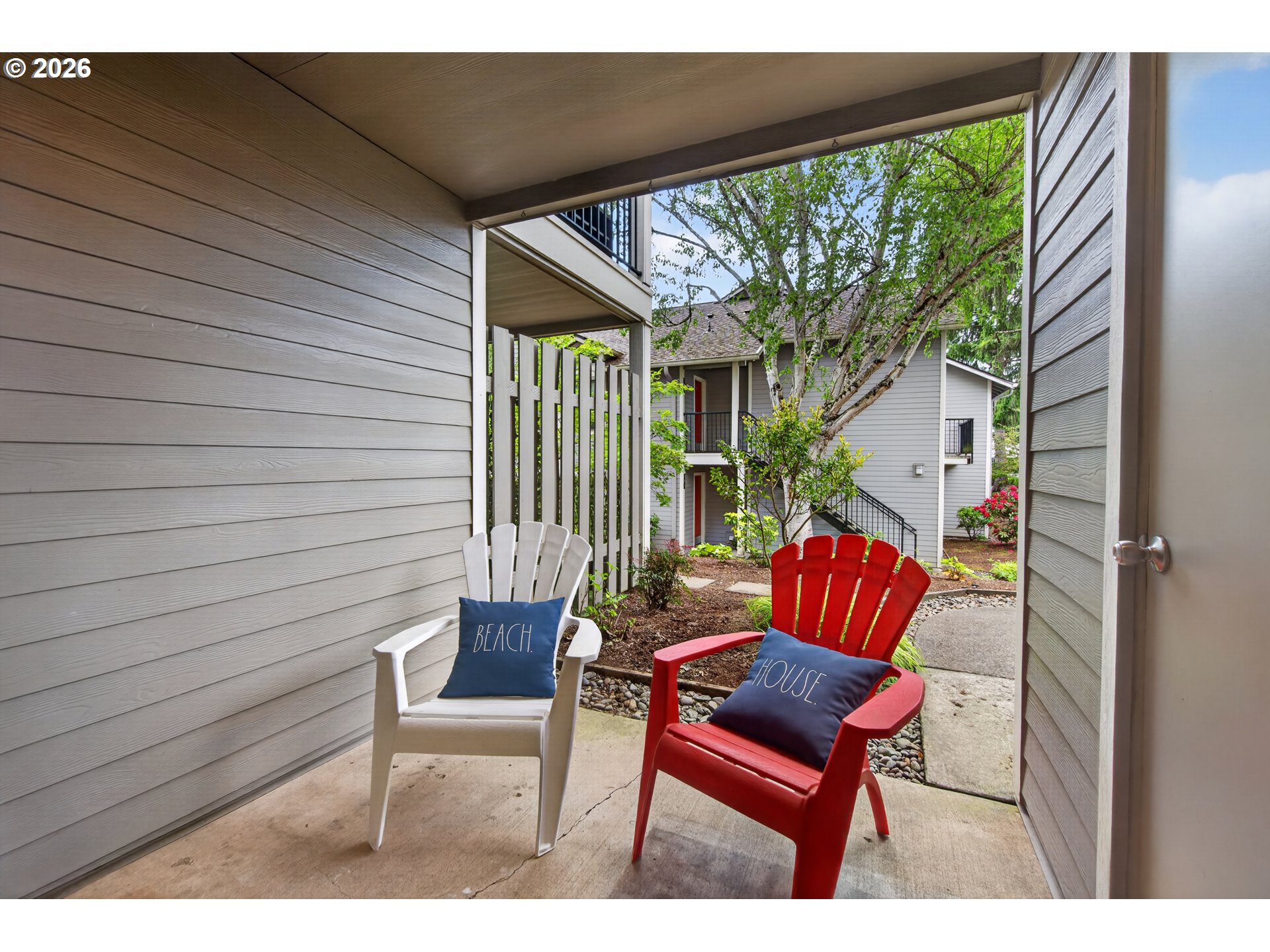 86 Kingsgate Road, Unit F105 Lake Oswego, OR 97035 - Photo 10 of 29 Gallery Image 10