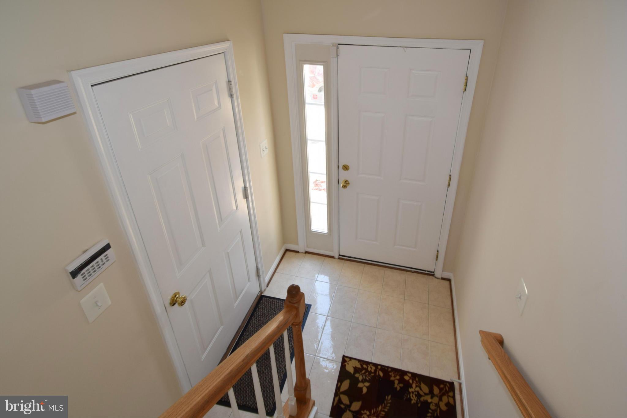 8312 Green Grass Road Laurel, MD 20724 - Photo 2 of 21 Interior (General)