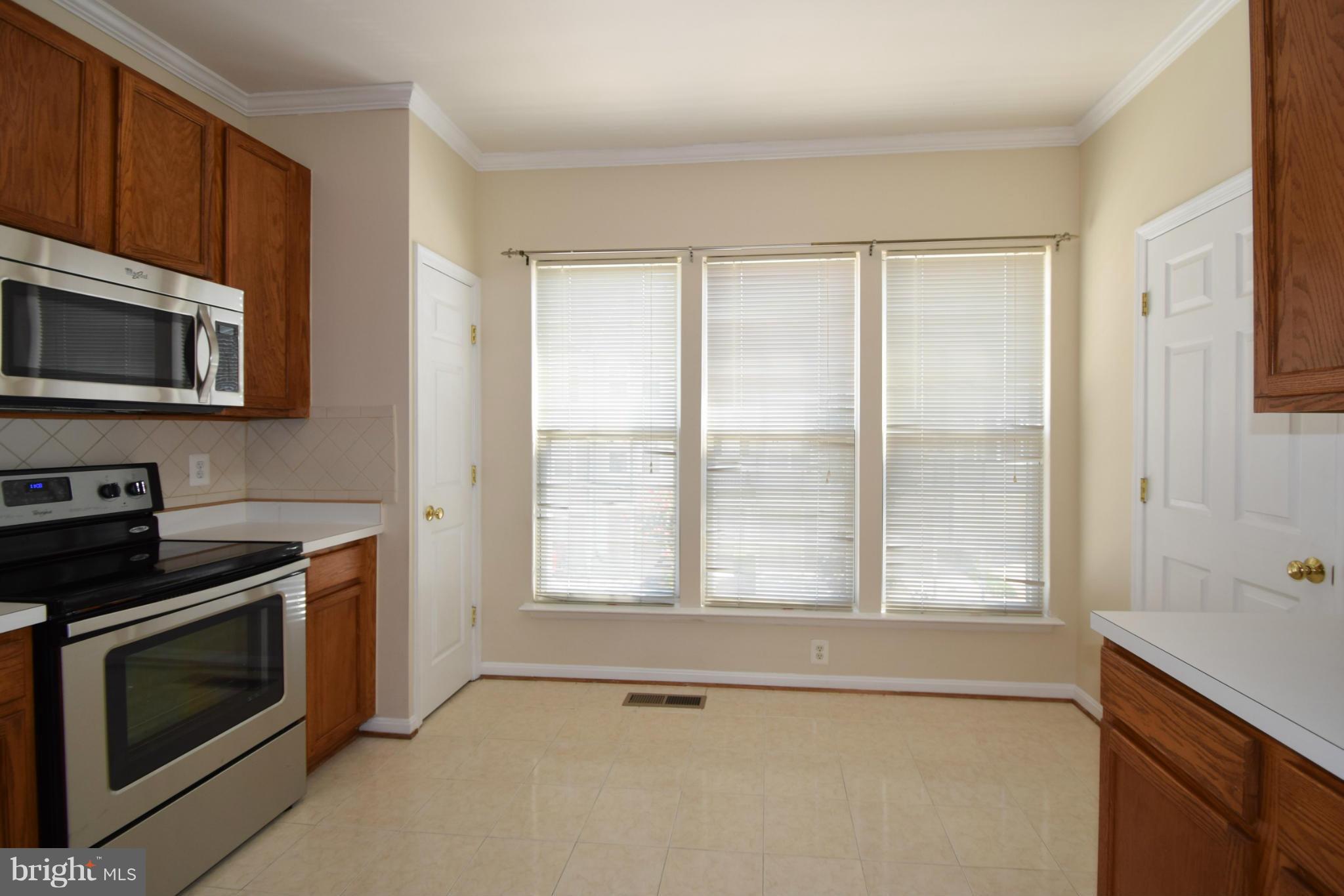 8312 Green Grass Road Laurel, MD 20724 - Photo 10 of 21 Interior (General)