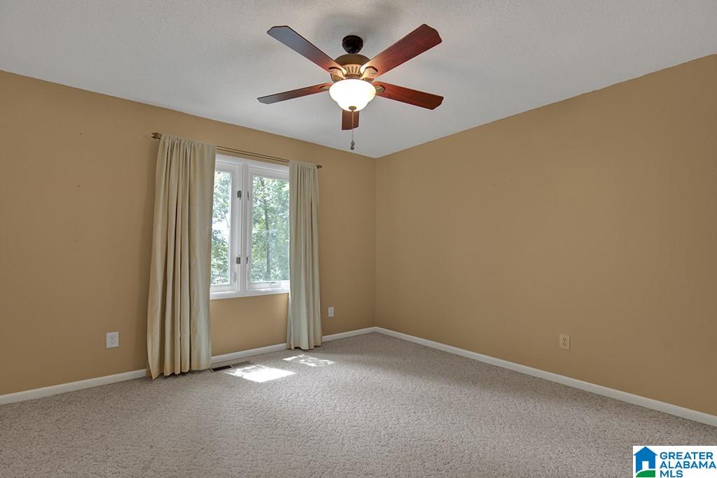 2585 Chandalar Lane Pelham, AL 35124 - Photo 17 of 38