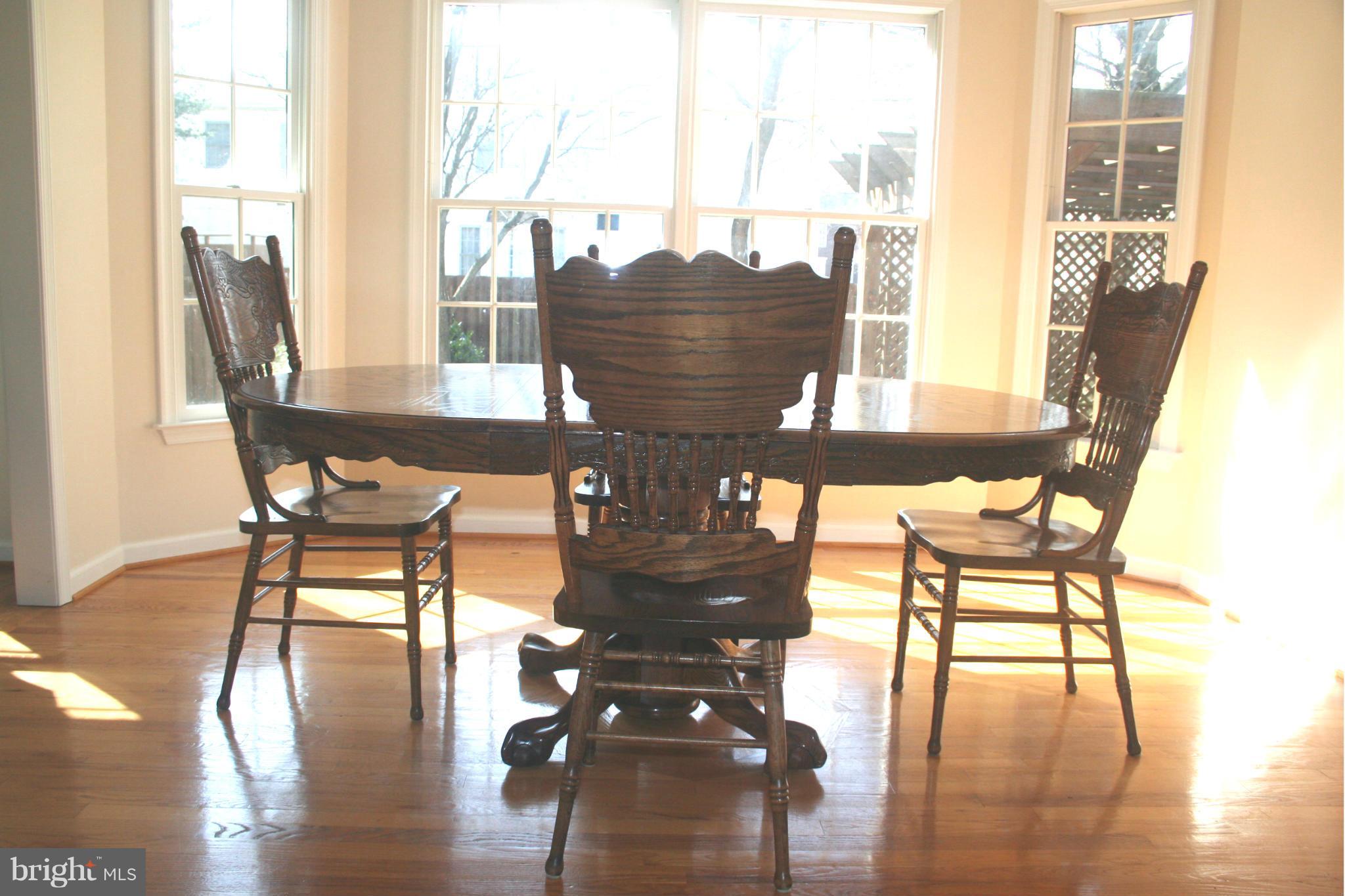 232 Asbury Road Winchester, VA 22602 - Photo 8 of 28 Dining Room