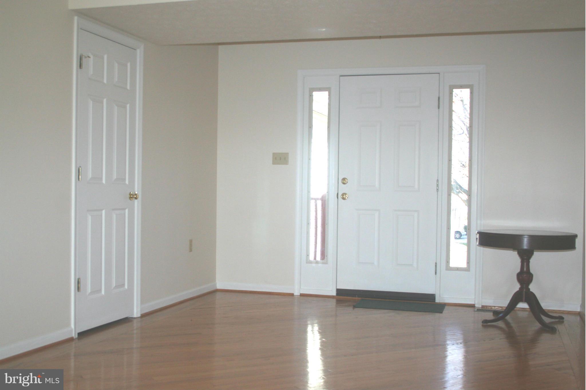 232 Asbury Road Winchester, VA 22602 - Photo 10 of 28 Interior (General)