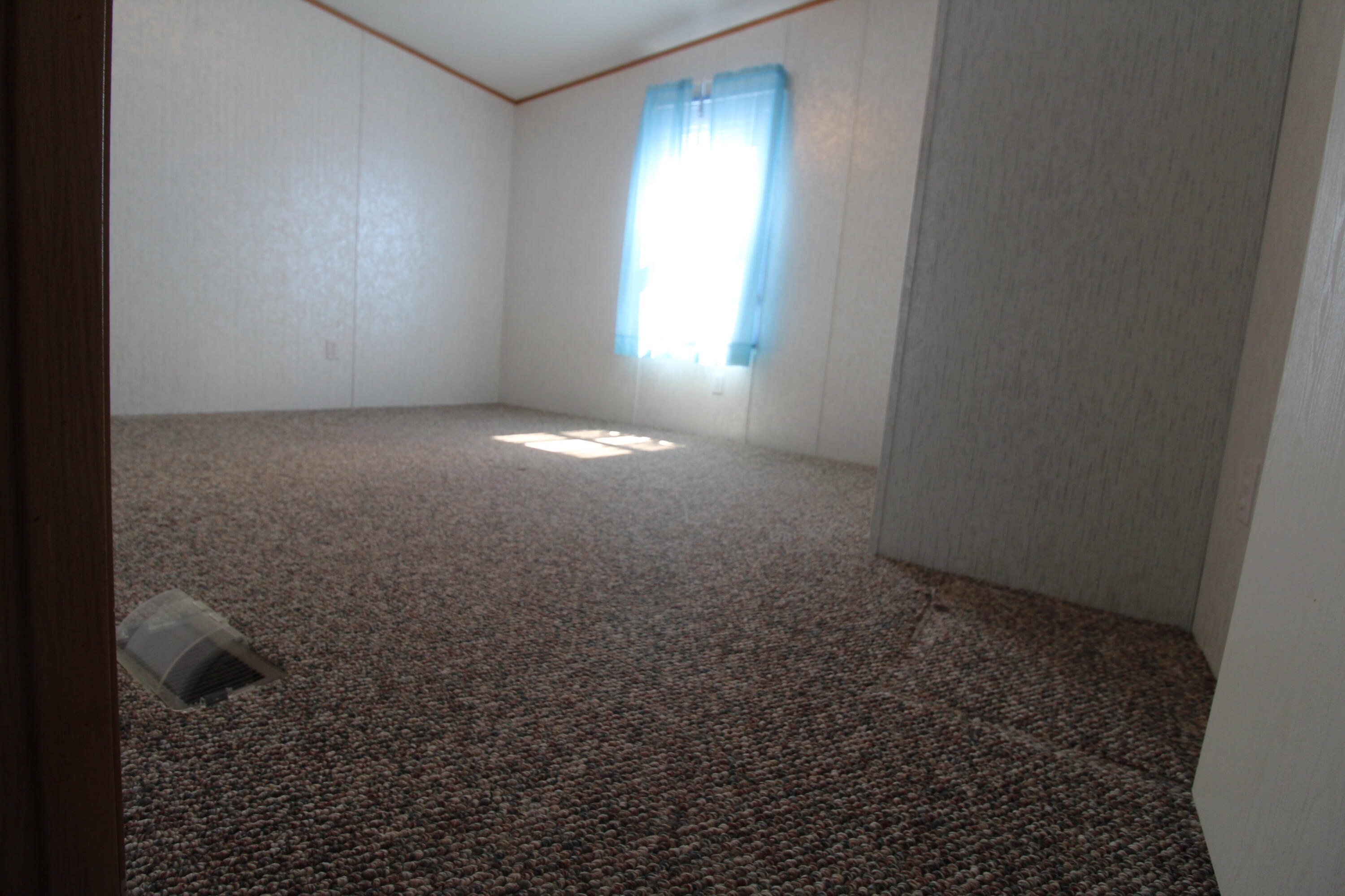 4172 Seminole Road Hinton, WV 25951 - Photo 16 of 36 Gallery Image 16