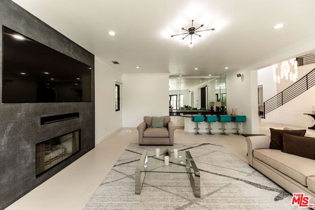 $25,000 | 5474 Amber Circle, Calabasas, CA 91302