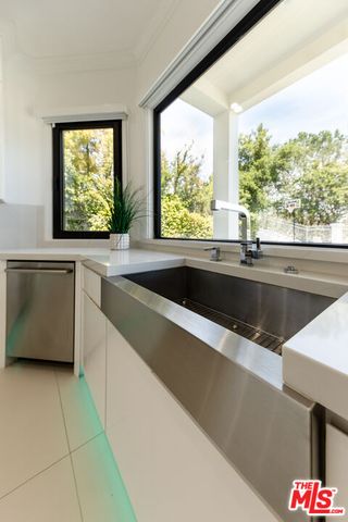 $25,000 | 5474 Amber Circle, Calabasas, CA 91302