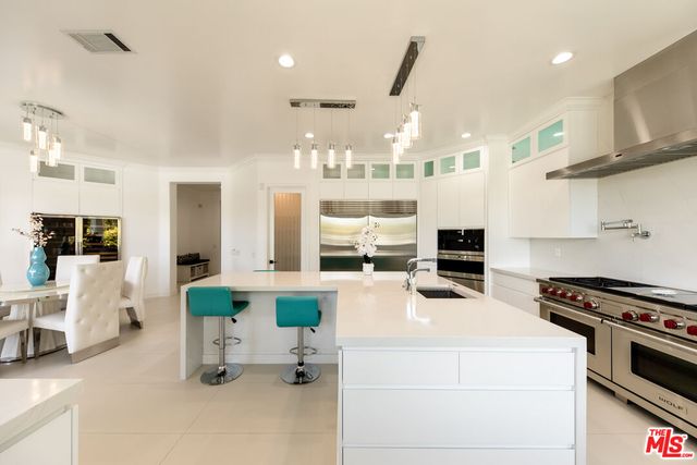 $25,000 | 5474 Amber Circle, Calabasas, CA 91302