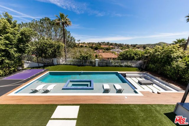 $25,000 | 5474 Amber Circle, Calabasas, CA 91302