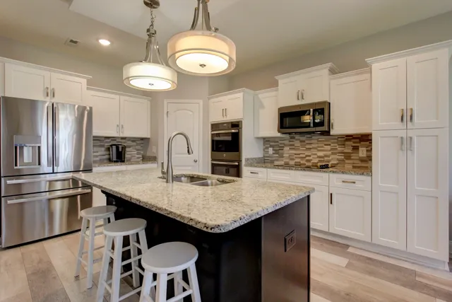 $449,900 | 1004 Michaela Circle, Clarksville, TN 37043