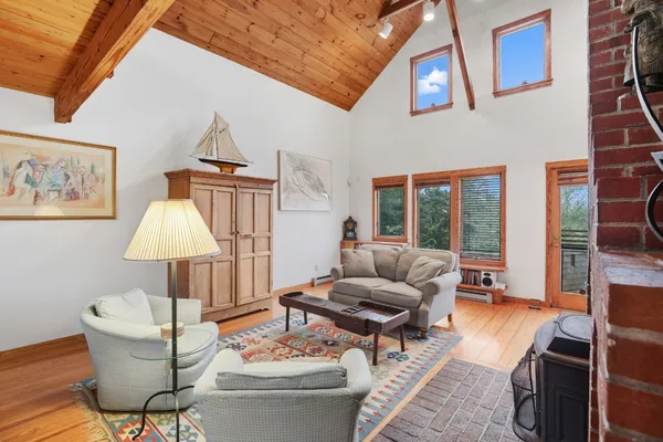 $4,499,000 | 17 Pond View Drive, Nantucket, MA 02554
