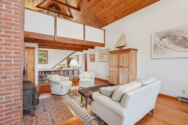 $4,499,000 | 17 Pond View Drive, Nantucket, MA 02554