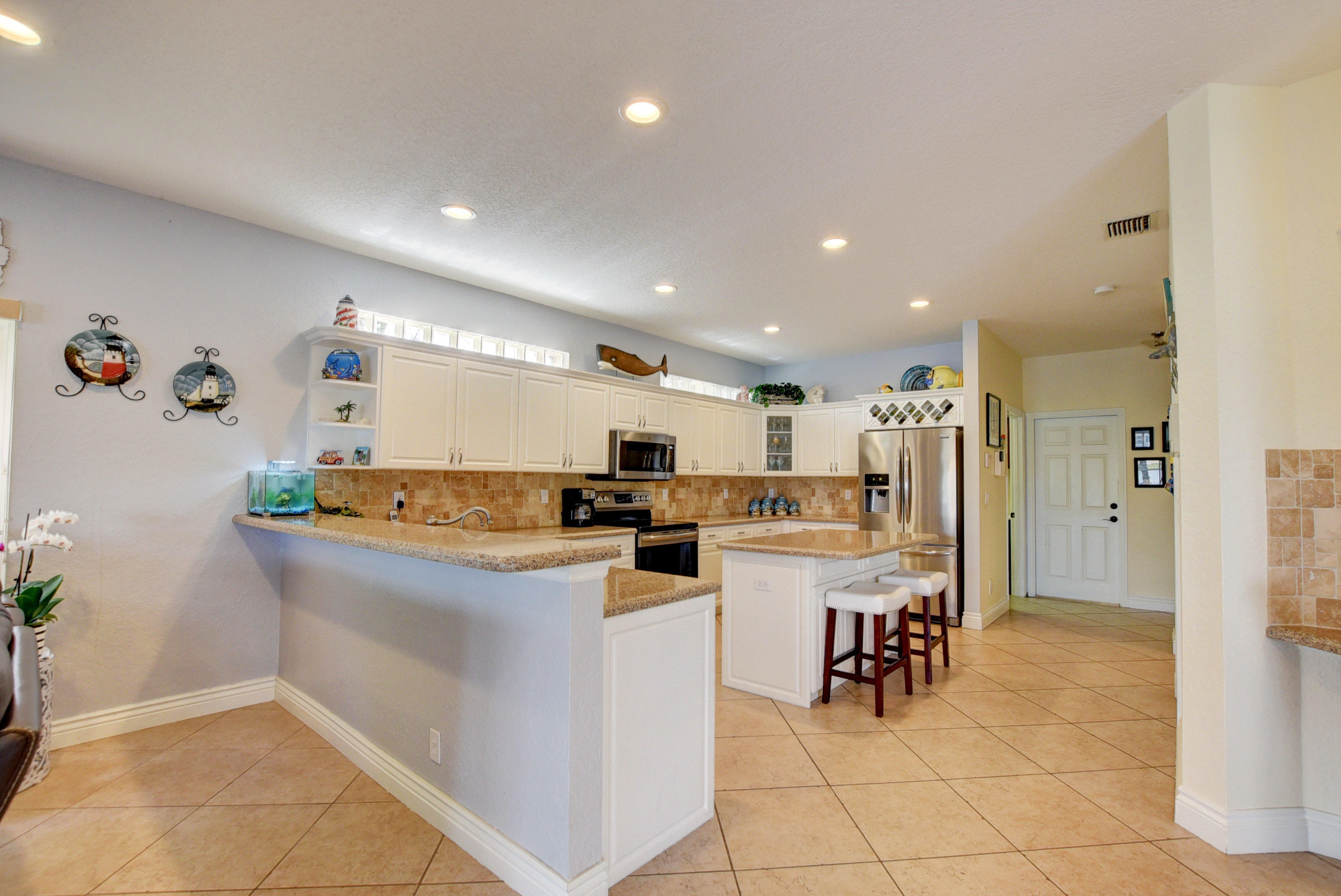 22352 Siesta Key Drive Boca Raton, FL 33428 - Photo 13 of 45 38_ebf_0391and4more