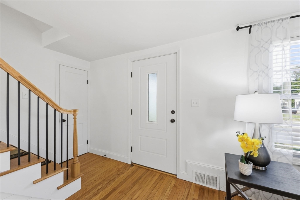 97 Maebeth Street Springfield, MA 01119 - Photo 24 of 41
