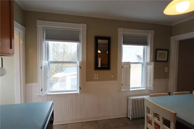 $3,800 | 28 Mc Allister Street, Unit 2, Newport, RI 02840