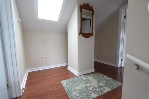 $3,800 | 28 Mc Allister Street, Unit 2, Newport, RI 02840