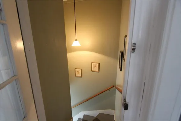 $3,800 | 28 Mc Allister Street, Unit 2, Newport, RI 02840