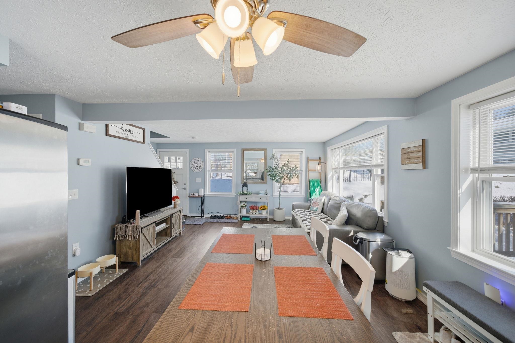 47 Hillsboro Street, Unit A Manchester, NH 03104 - Photo 6 of 40