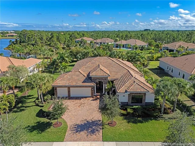 $1,250,000 | 5234 Southwest Blue Daze Way, Palm City, FL 34990