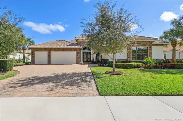 $1,250,000 | 5234 Southwest Blue Daze Way, Palm City, FL 34990