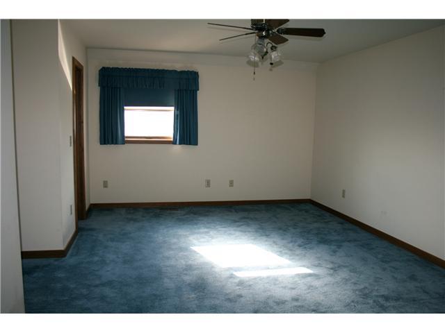 5690 Sunbury Road Columbus, OH 43230 - Photo 7 of 18