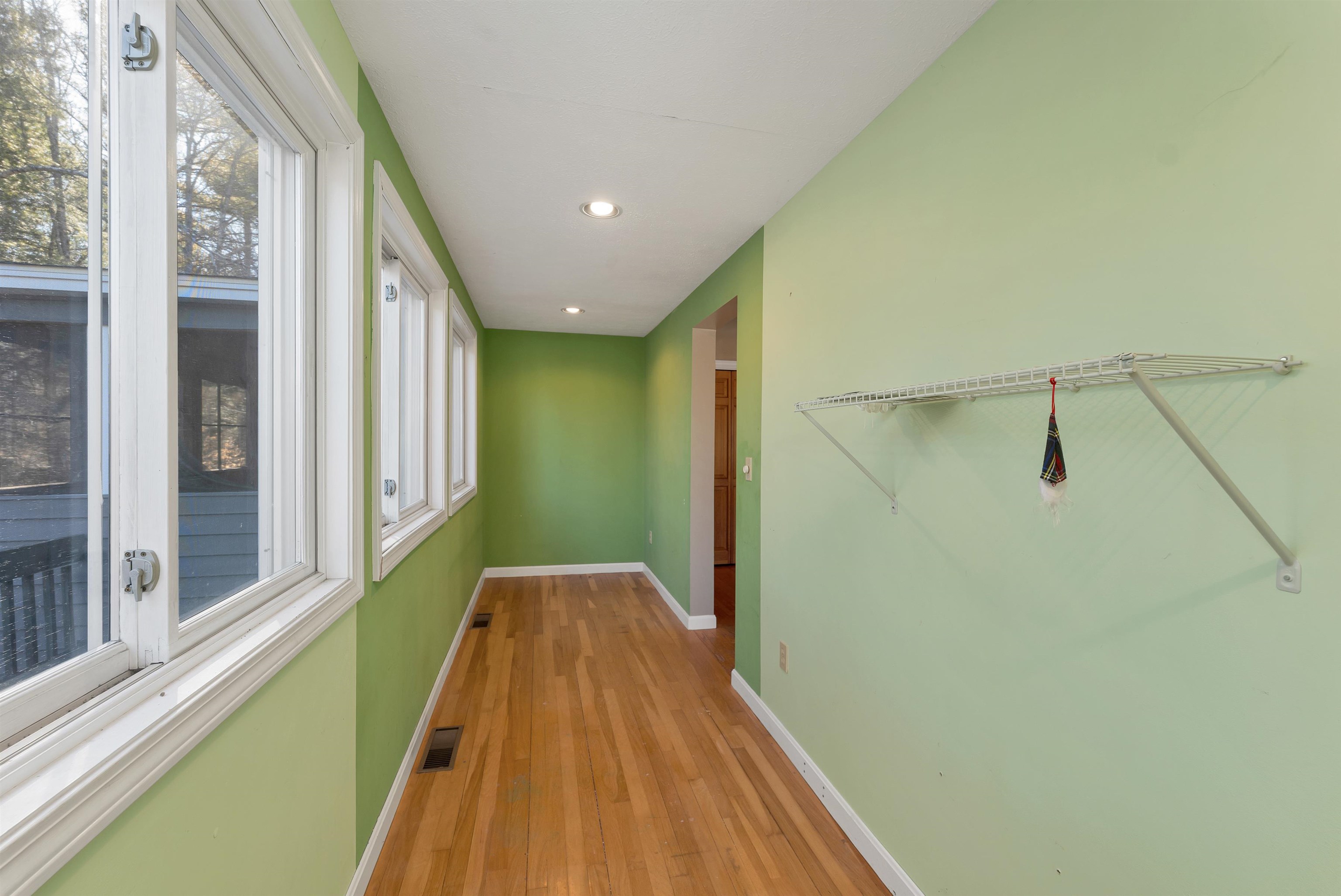 50 Range Road Epsom, NH 03234 - Photo 21 of 39