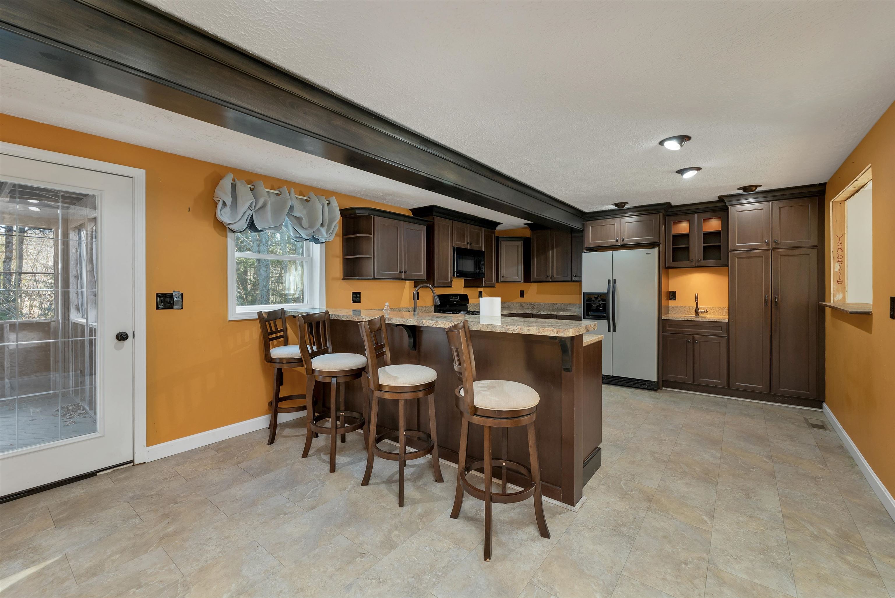 50 Range Road Epsom, NH 03234 - Photo 8 of 39