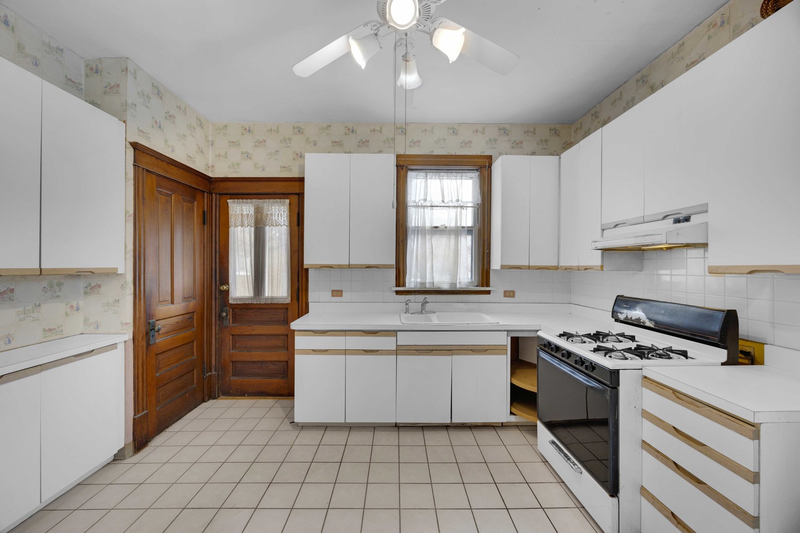 1322 Main Street Crete, IL 60417 - Photo 13 of 37