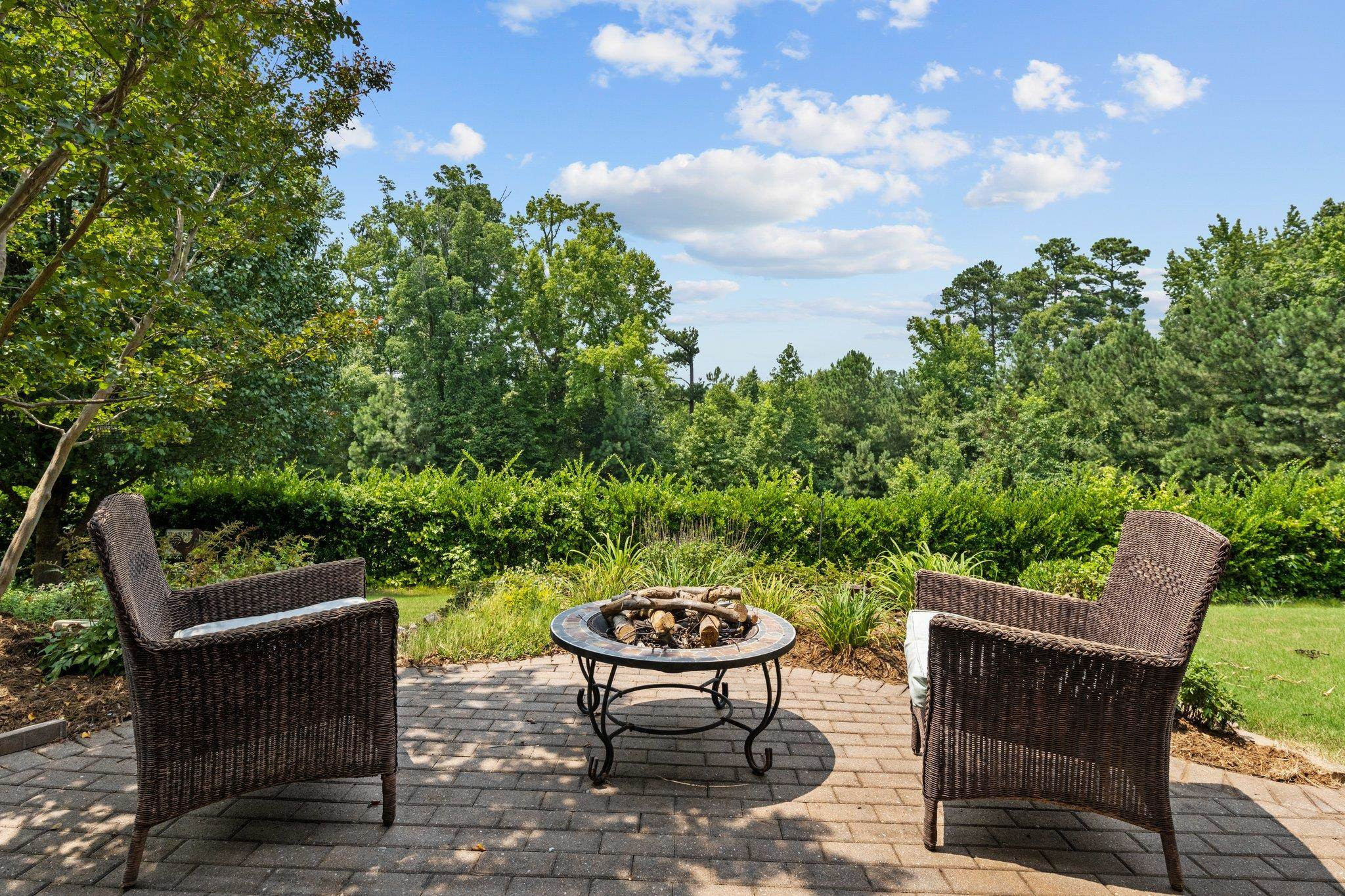 7509 Silver View Lane Raleigh, NC 27613 - Photo 34 of 39 Patio