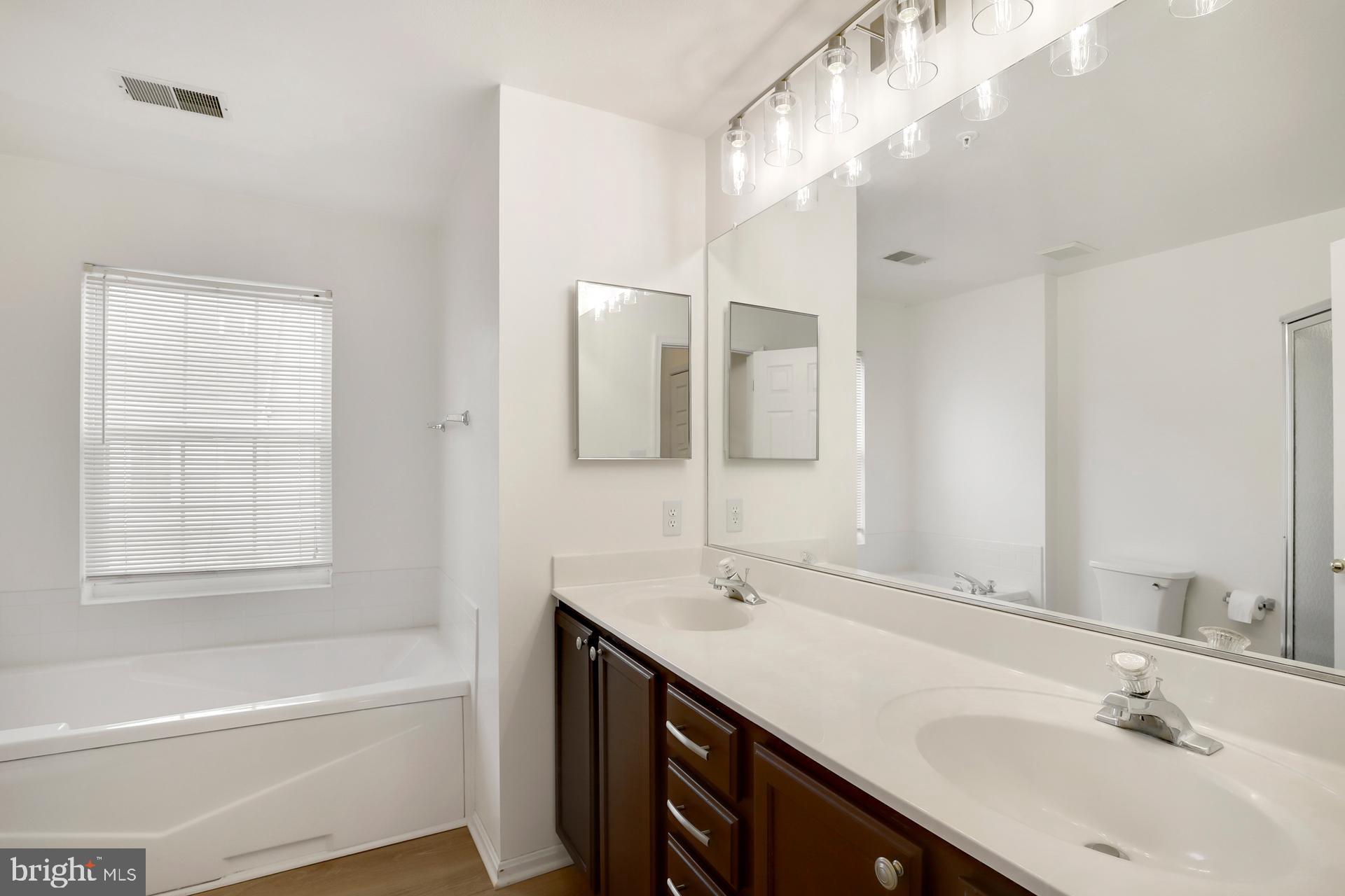 12035 Amber Ridge Circle Germantown, MD 20876 - Photo 15 of 23
