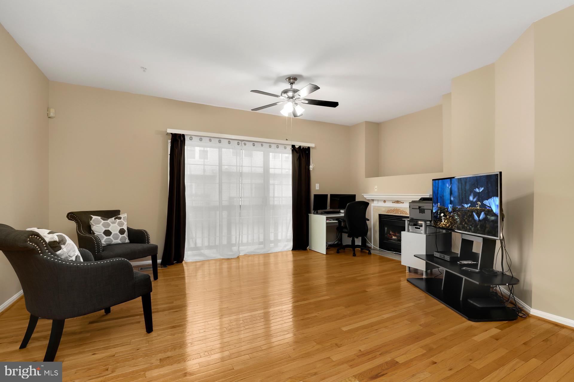 12035 Amber Ridge Circle Germantown, MD 20876 - Photo 4 of 23