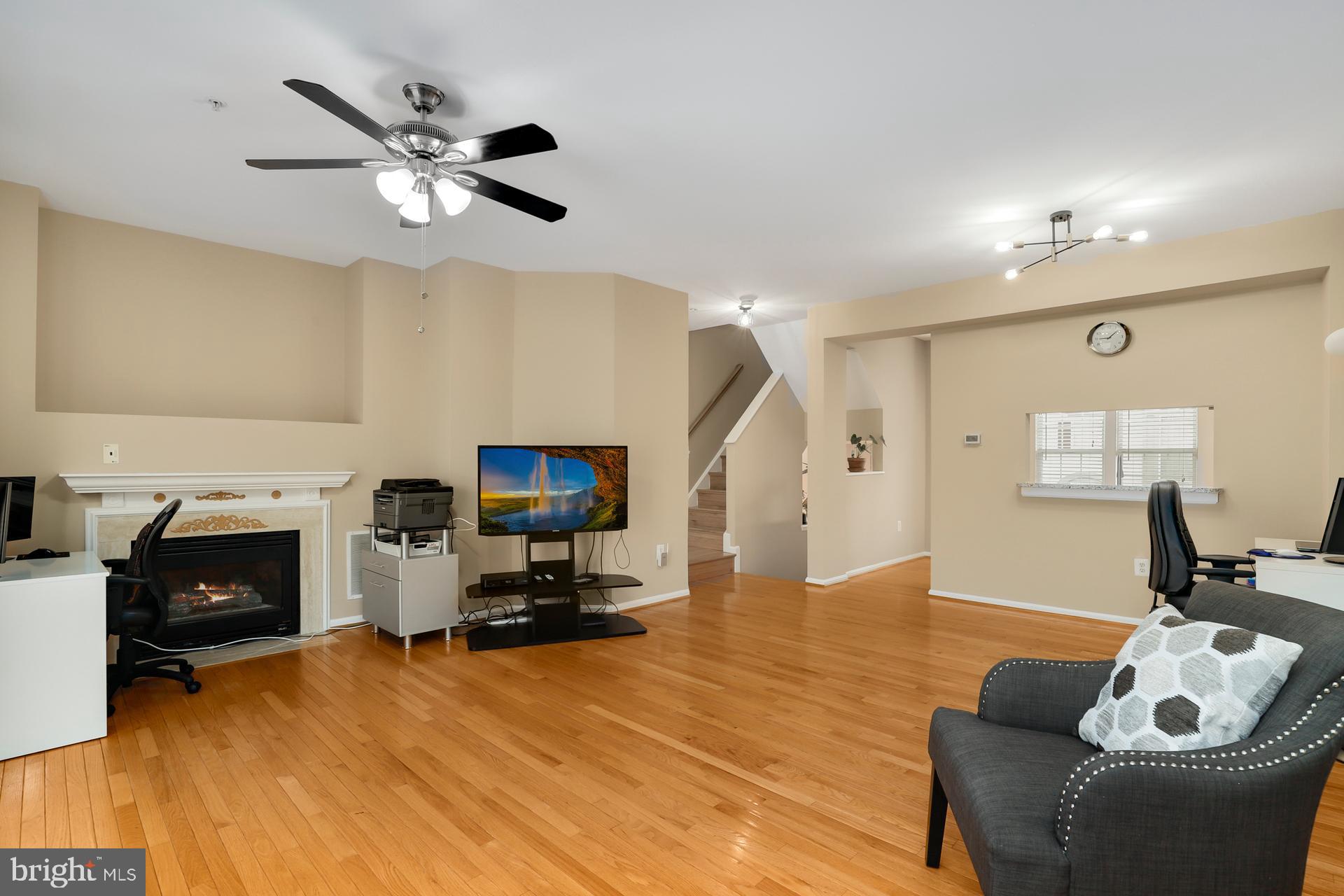 12035 Amber Ridge Circle Germantown, MD 20876 - Photo 5 of 23