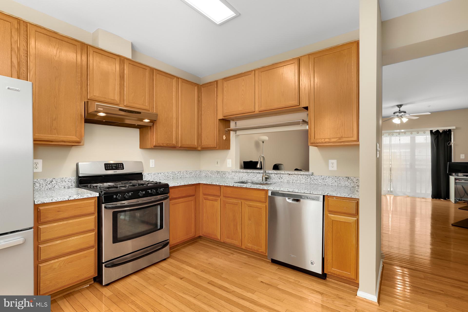 12035 Amber Ridge Circle Germantown, MD 20876 - Photo 7 of 23