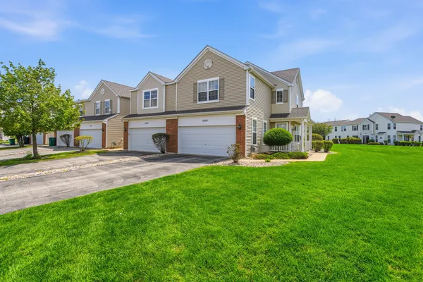 $295,000 | 15329 Kenmare Circle, Manhattan, IL 60442