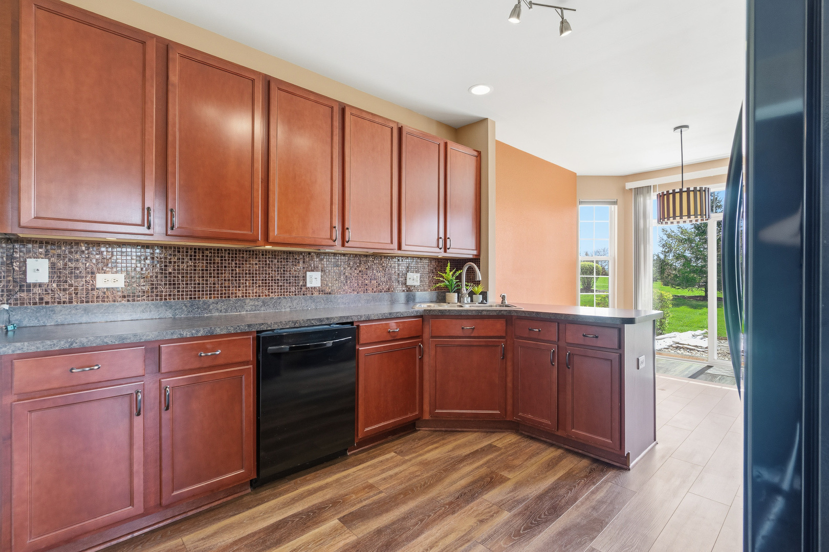 15329 Kenmare Circle Manhattan, IL 60442 - Photo 13 of 39