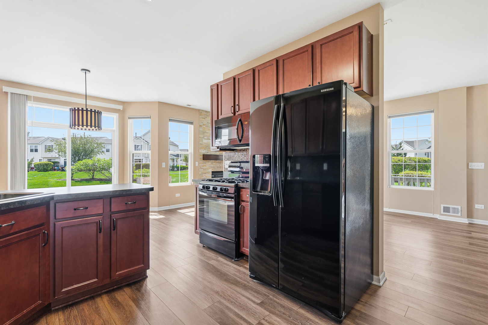 15329 Kenmare Circle Manhattan, IL 60442 - Photo 14 of 39