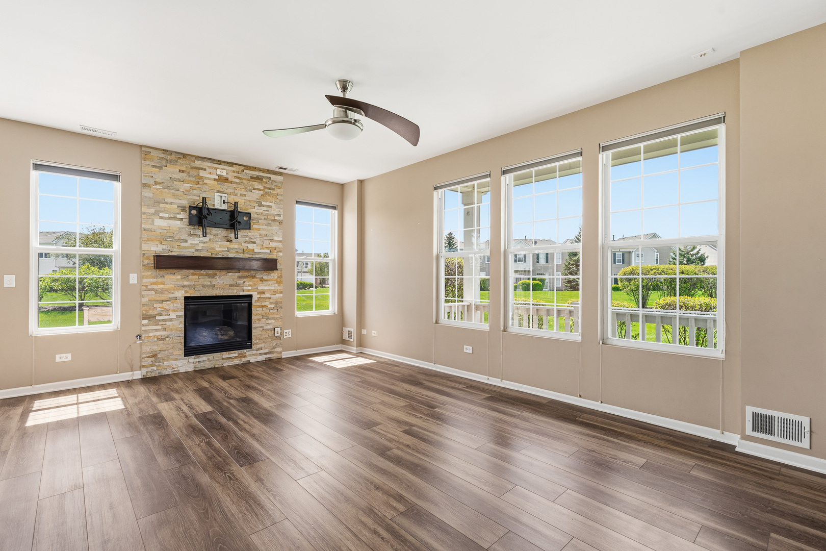 15329 Kenmare Circle Manhattan, IL 60442 - Photo 20 of 39
