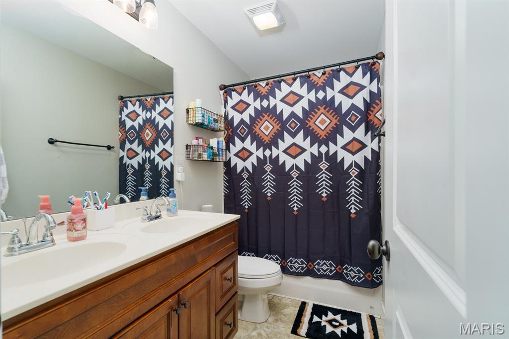 640 Willowbrook Way O'Fallon, IL 62269 - Photo 29 of 46