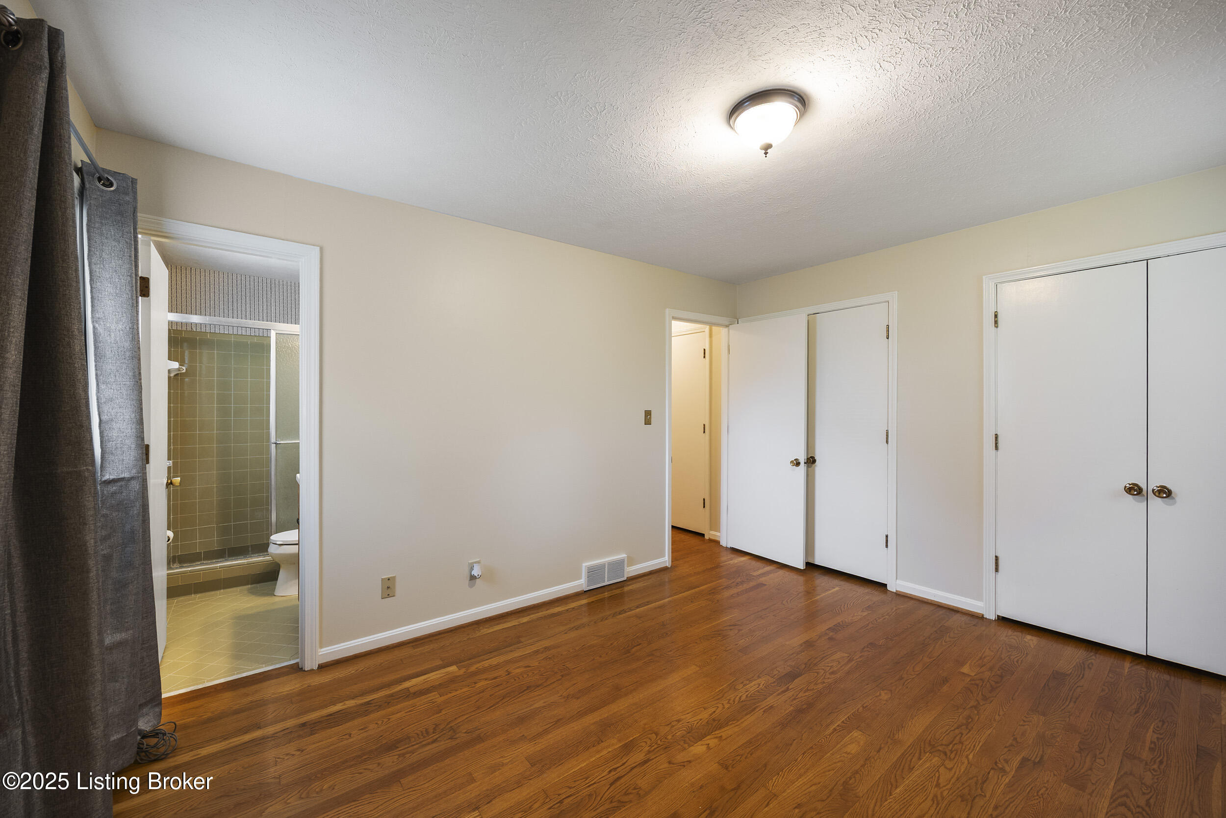 6704 Hollow Tree Road Louisville, KY 40228 - Photo 14 of 32 RBP_6103