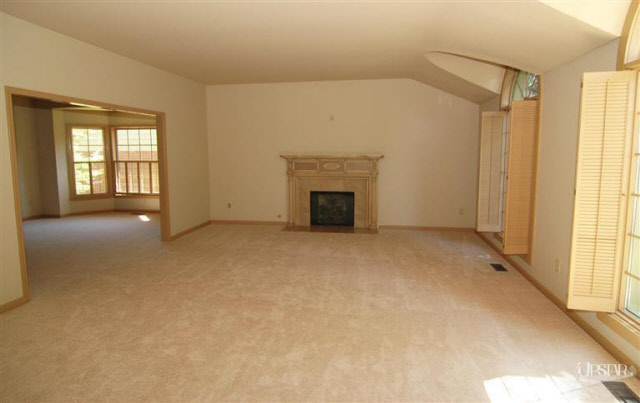 2815 Wind Pump Road Fort Wayne, IN 46804 - Photo 4 of 24